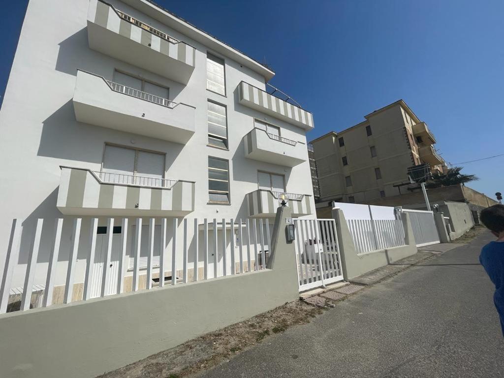 Hs Easy Holiday Home Latina Bagian luar foto